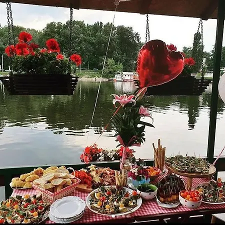 Nature And Atractive House * Beograd